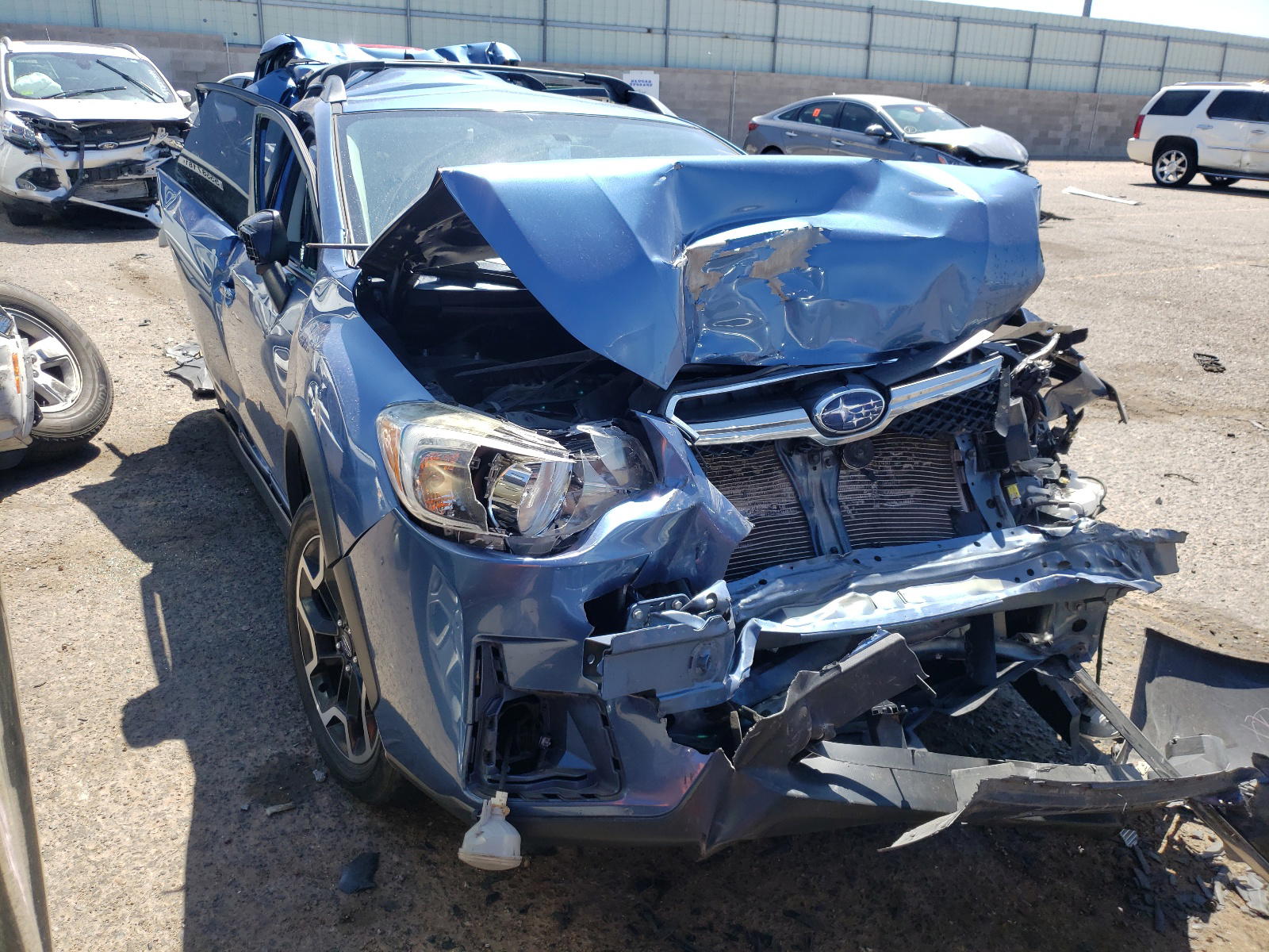 SUBARU CROSSTREK 2016 with VIN JF2GPABCXG8200906 - Photo from auction