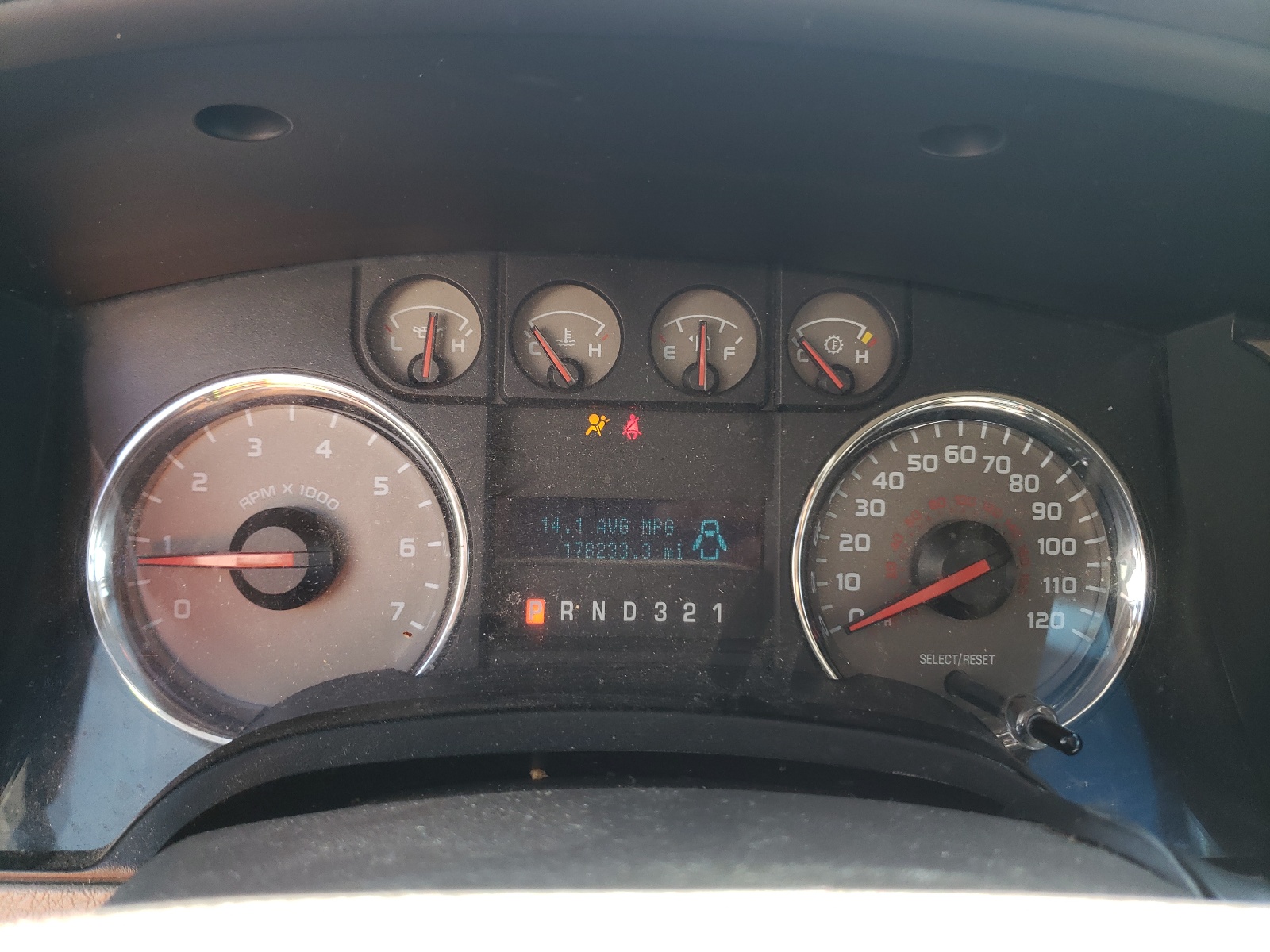 Photo 8 from auction – 2010 FORD F150 SUPER with VIN 1FTEW1C81AFB86755