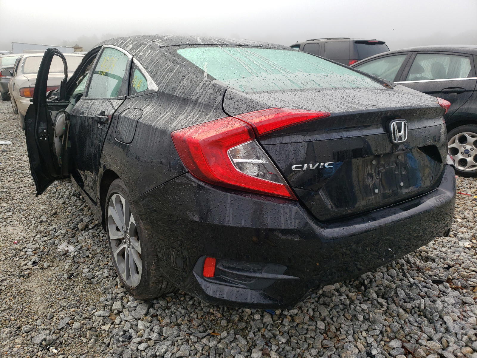 Photo 3 from auction – 2016 HONDA CIVIC LX with VIN 19XFC2E52GE050286