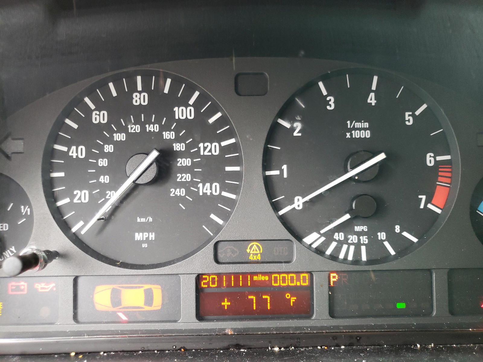 Photo 8 from auction – 2005 BMW X5 3.0I with VIN 5UXFA13575LY21637
