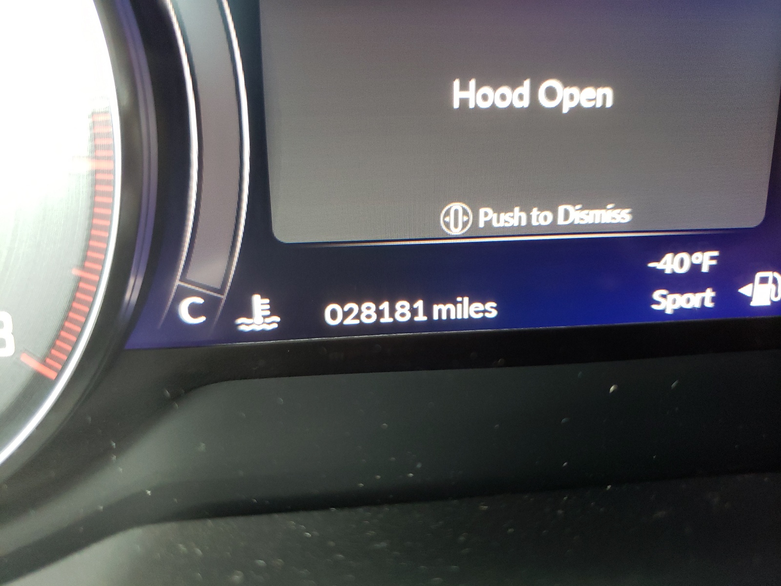 Photo 8 from auction – 2019 ACURA RDX with VIN 5J8TC2H35KL010962