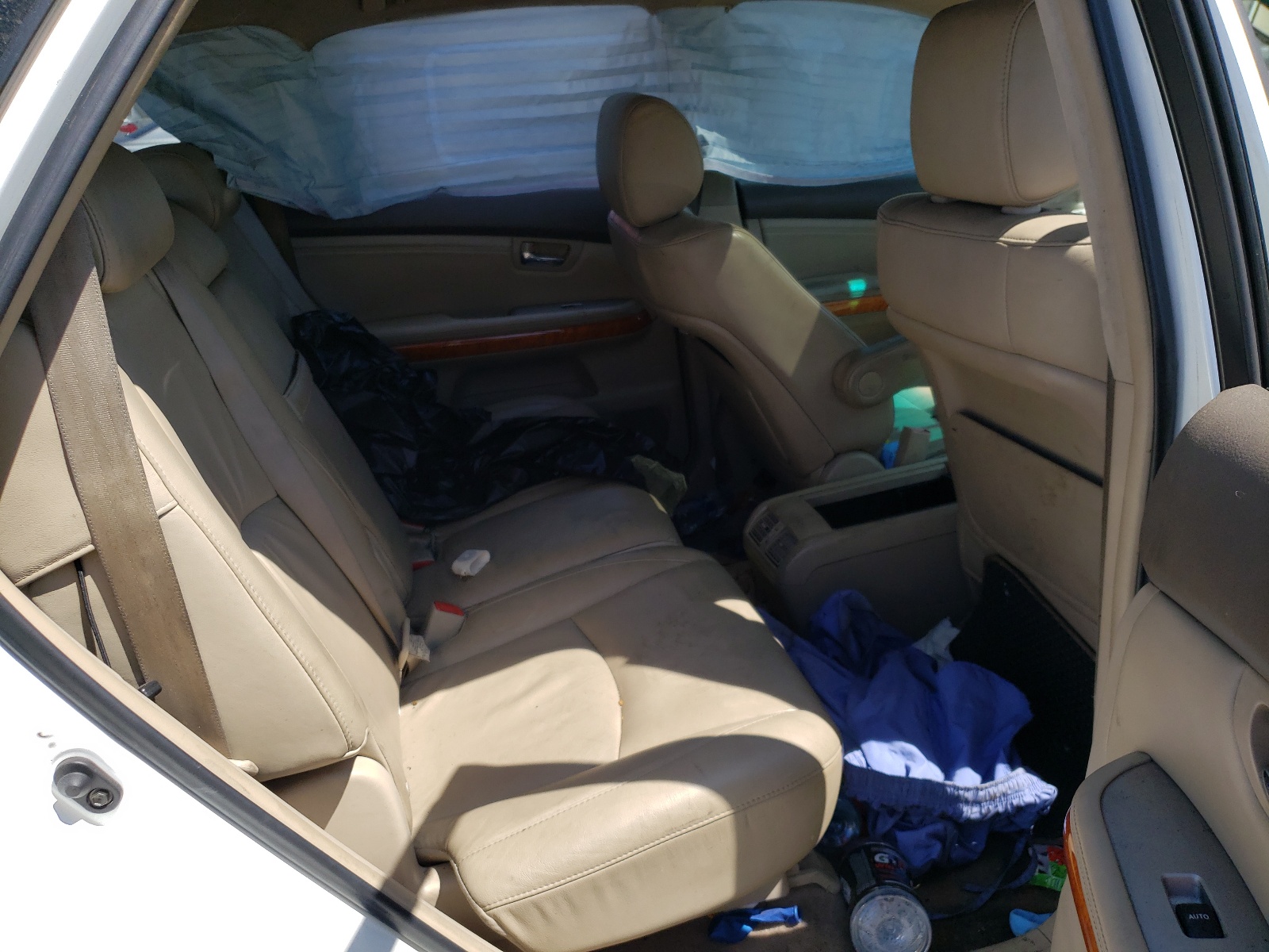Photo 6 from auction – 2005 LEXUS RX 330 with VIN 2T2GA31U65C034421