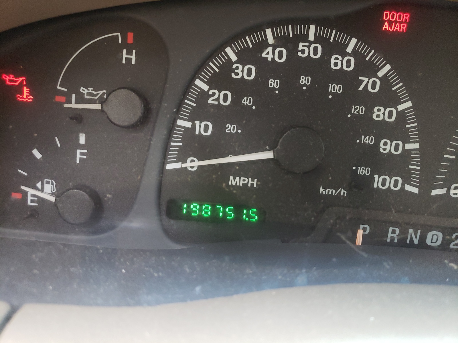 Photo 8 from auction – 2001 LINCOLN NAVIGATOR with VIN 5LMFU28R11LJ27362