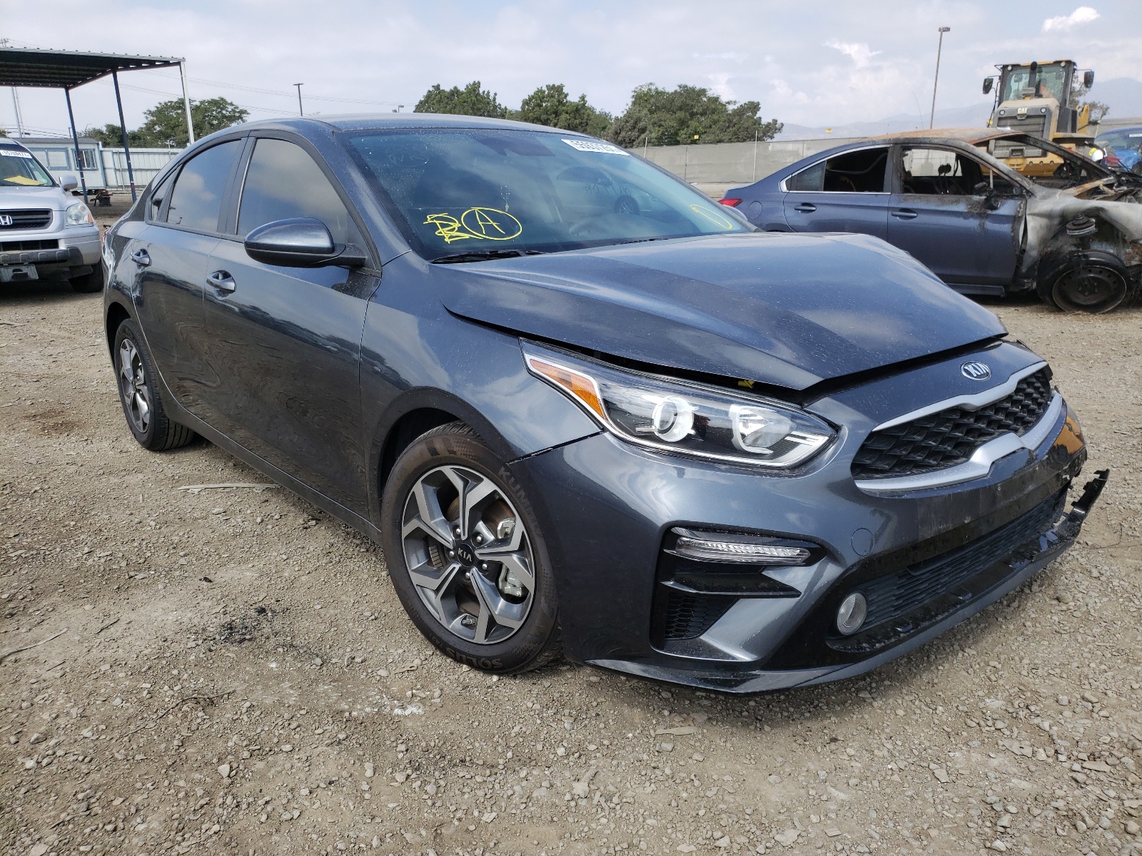 Photo 1 from auction – 2020 KIA FORTE FE with VIN 3KPF24AD4LE204891