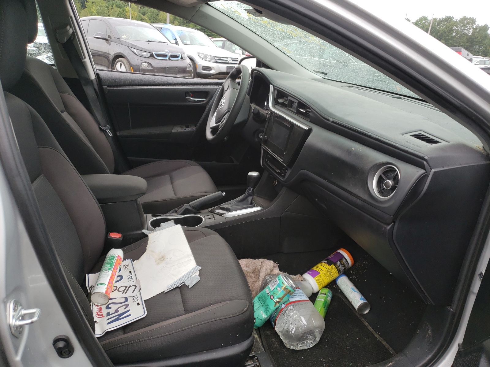 Photo 5 from auction – 2019 TOYOTA COROLLA L with VIN 5YFBURHE2KP940830