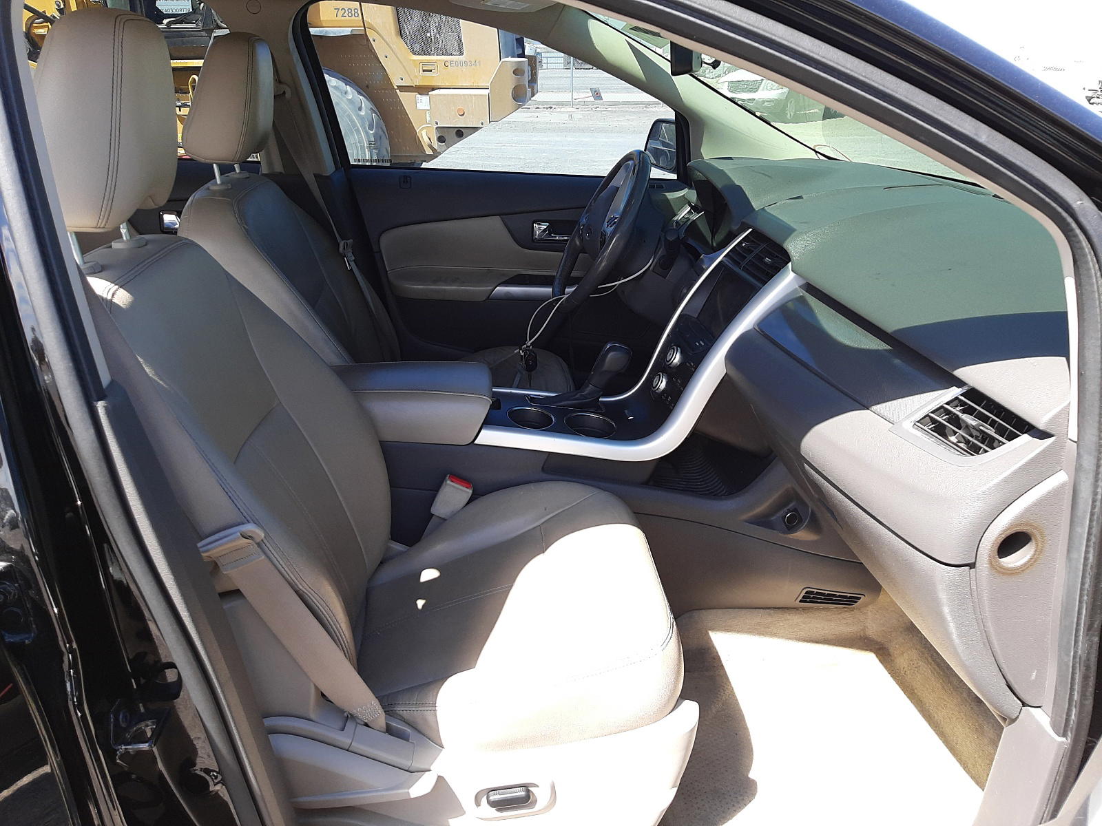 Photo 5 from auction – 2011 FORD EDGE SEL with VIN 2FMDK3JC2BBB49903