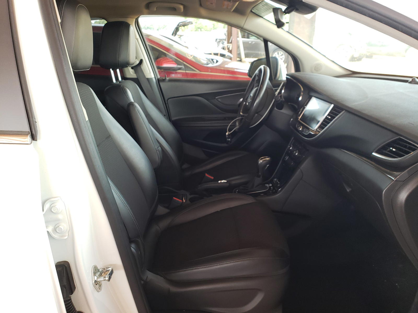 Photo 5 from auction – 2019 BUICK ENCORE PRE with VIN KL4CJASB4KB705237