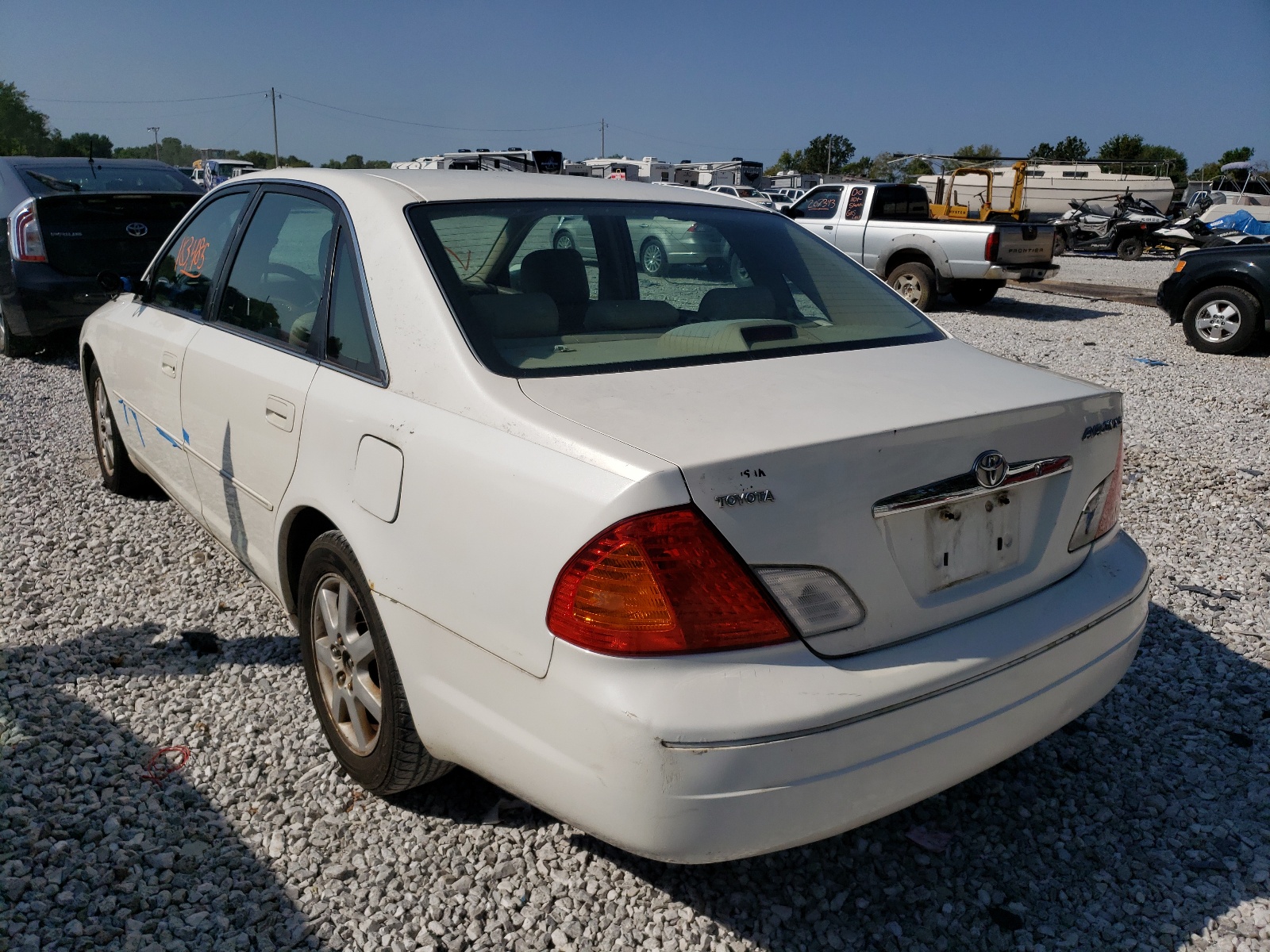 Photo 3 from auction – 2002 TOYOTA AVALON XL with VIN 4T1BF28B62U199328
