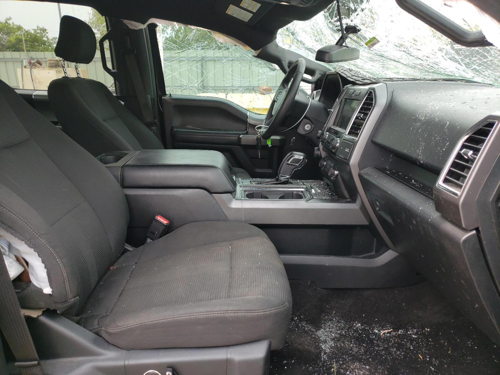 Photo 5 from auction – 2016 FORD F150 SUPER with VIN 1FTEW1EF4GKE82073