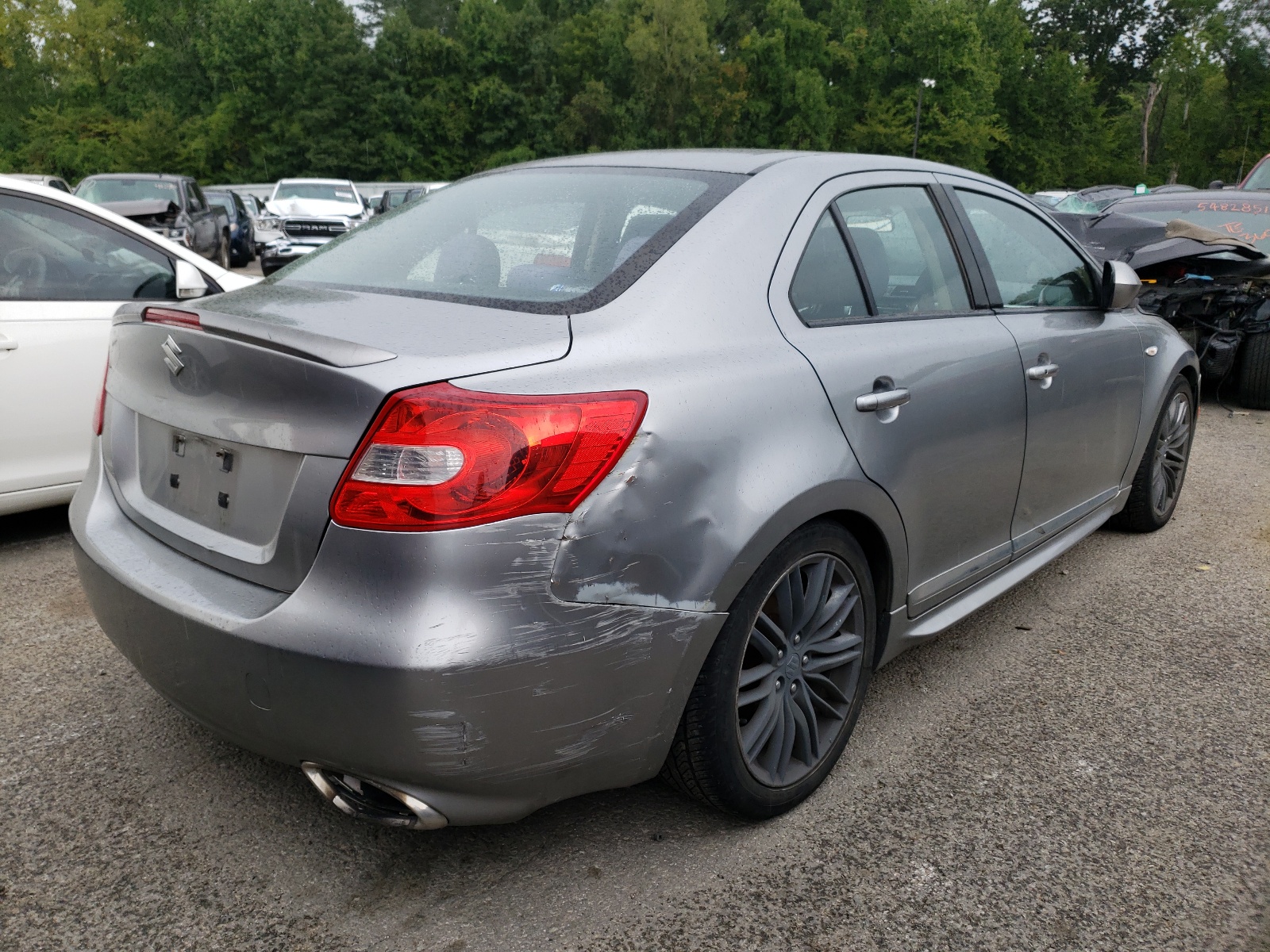 صورة رقم 4 من المزاد - 2012 SUZUKI KIZASHI SP مع VIN JS2RF9A64C6100090
