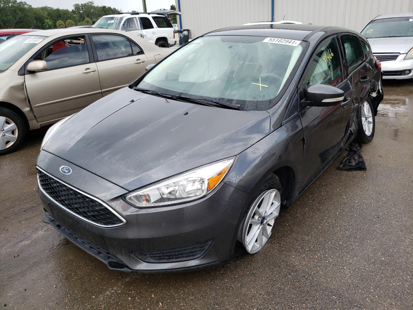 Photo 2 from auction – 2017 FORD FOCUS SE with VIN 1FADP3K26HL317441