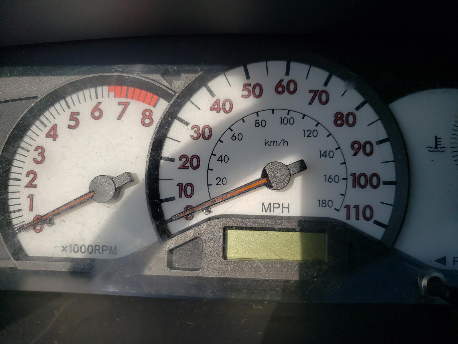 Photo 8 from auction – 2003 TOYOTA COROLLA CE with VIN JTDBR32E830039884