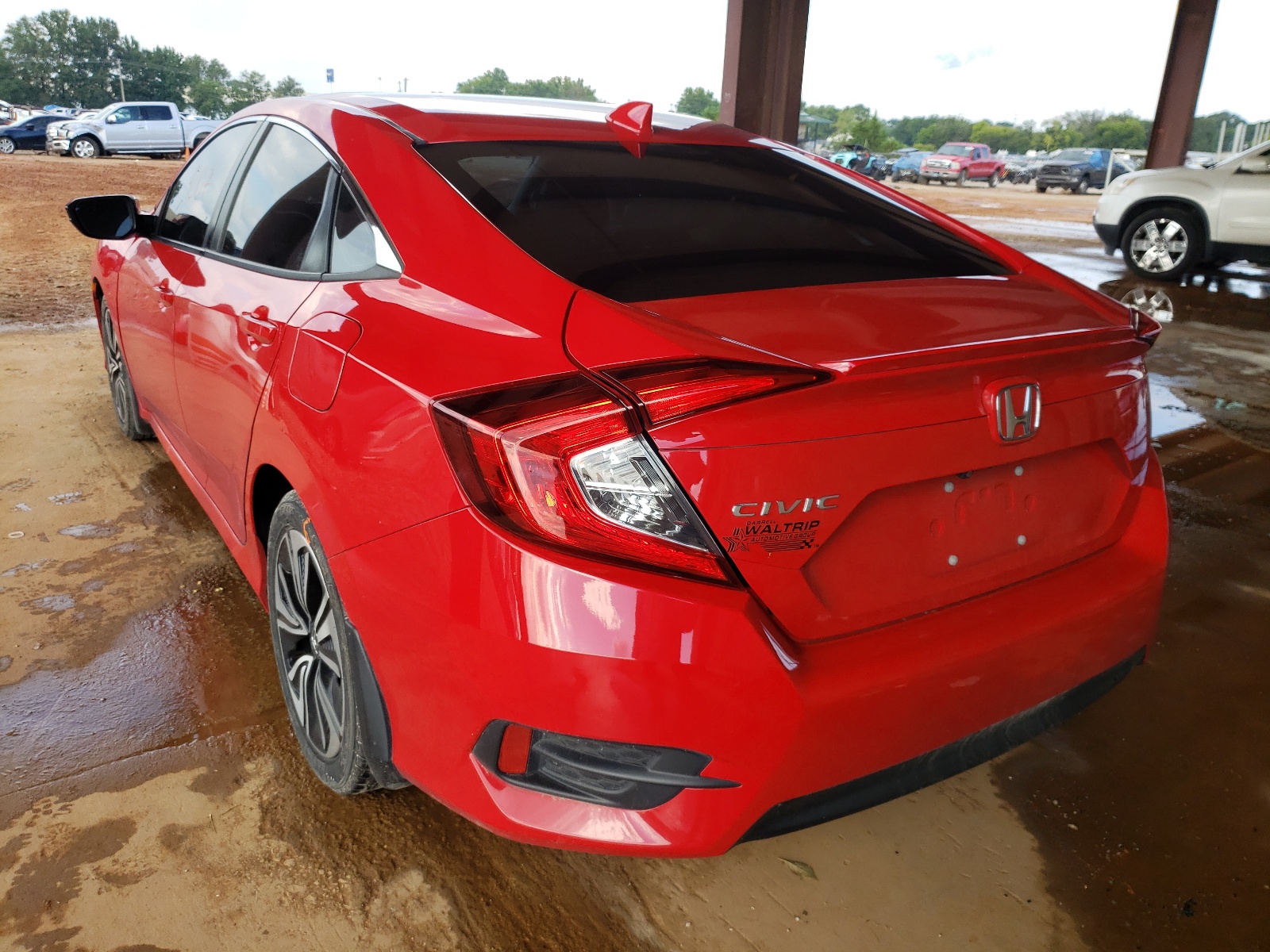 Photo 3 from auction – 2017 HONDA CIVIC EXL with VIN 2HGFC1F75HH657767