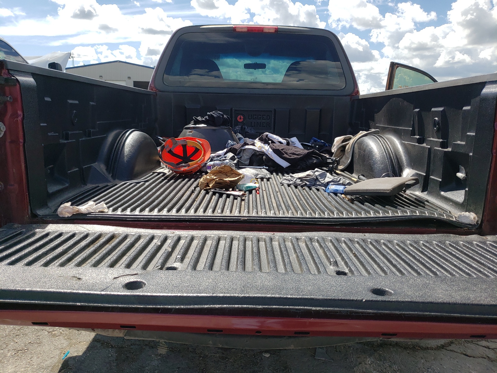 Photo 6 from auction – 2004 FORD F-150 HERI with VIN 2FTRF17234CA09633