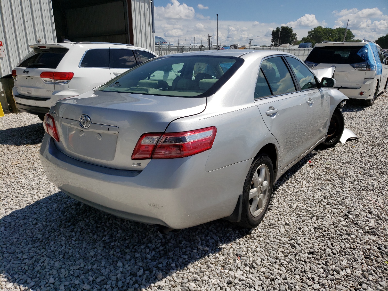 Photo 4 from auction – 2007 TOYOTA CAMRY CE with VIN 4T1BE46K47U055642