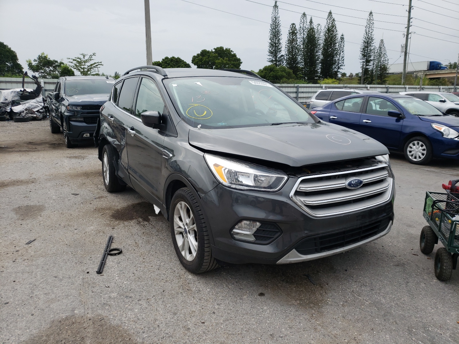 Zdjęcie 1 z aukcji – 2018 FORD ESCAPE SE z VIN 1FMCU0GD5JUB61797