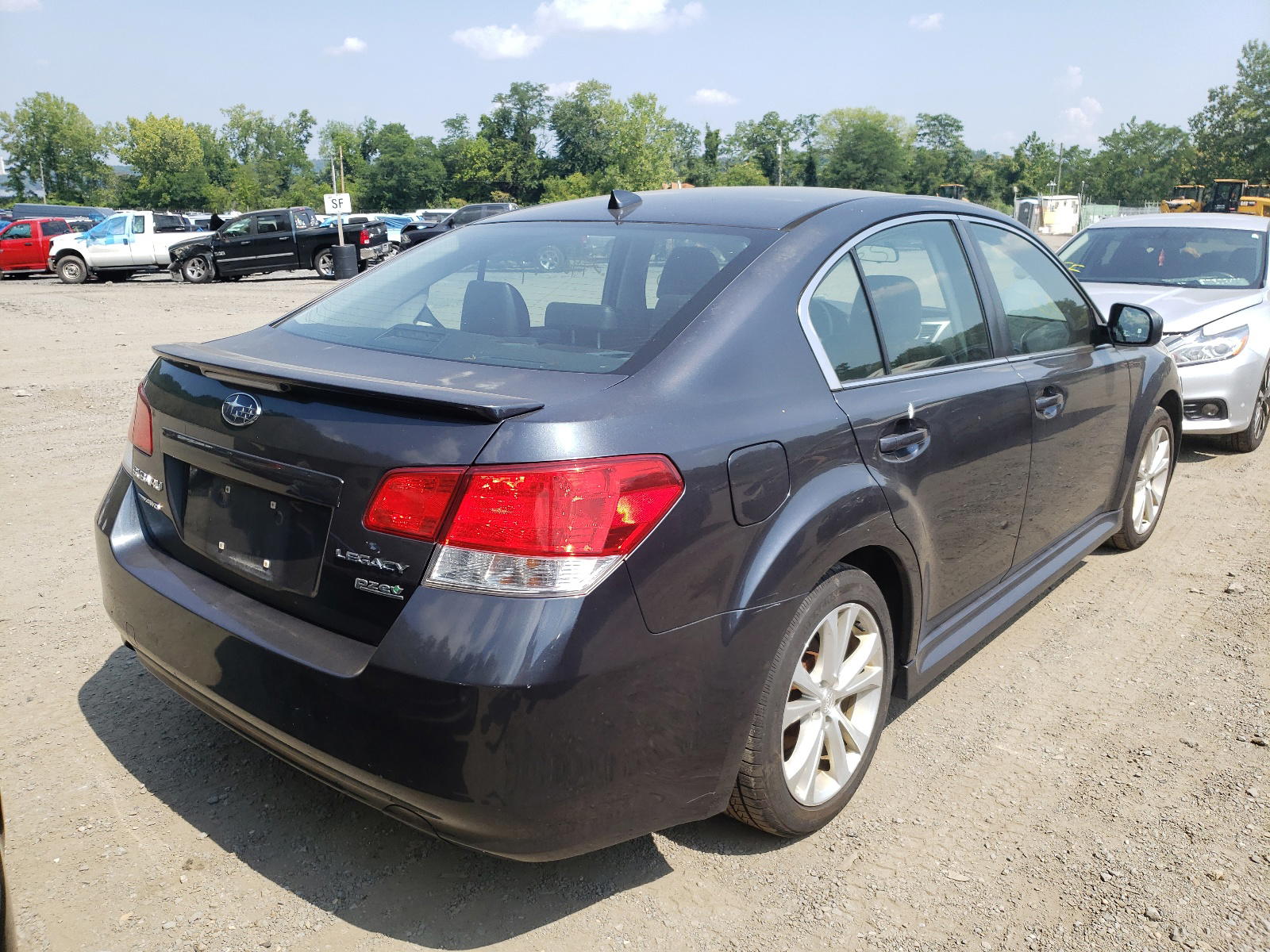 Photo 4 from auction – 2013 SUBARU LEGACY 2.5 with VIN 4S3BMBK61D3018103