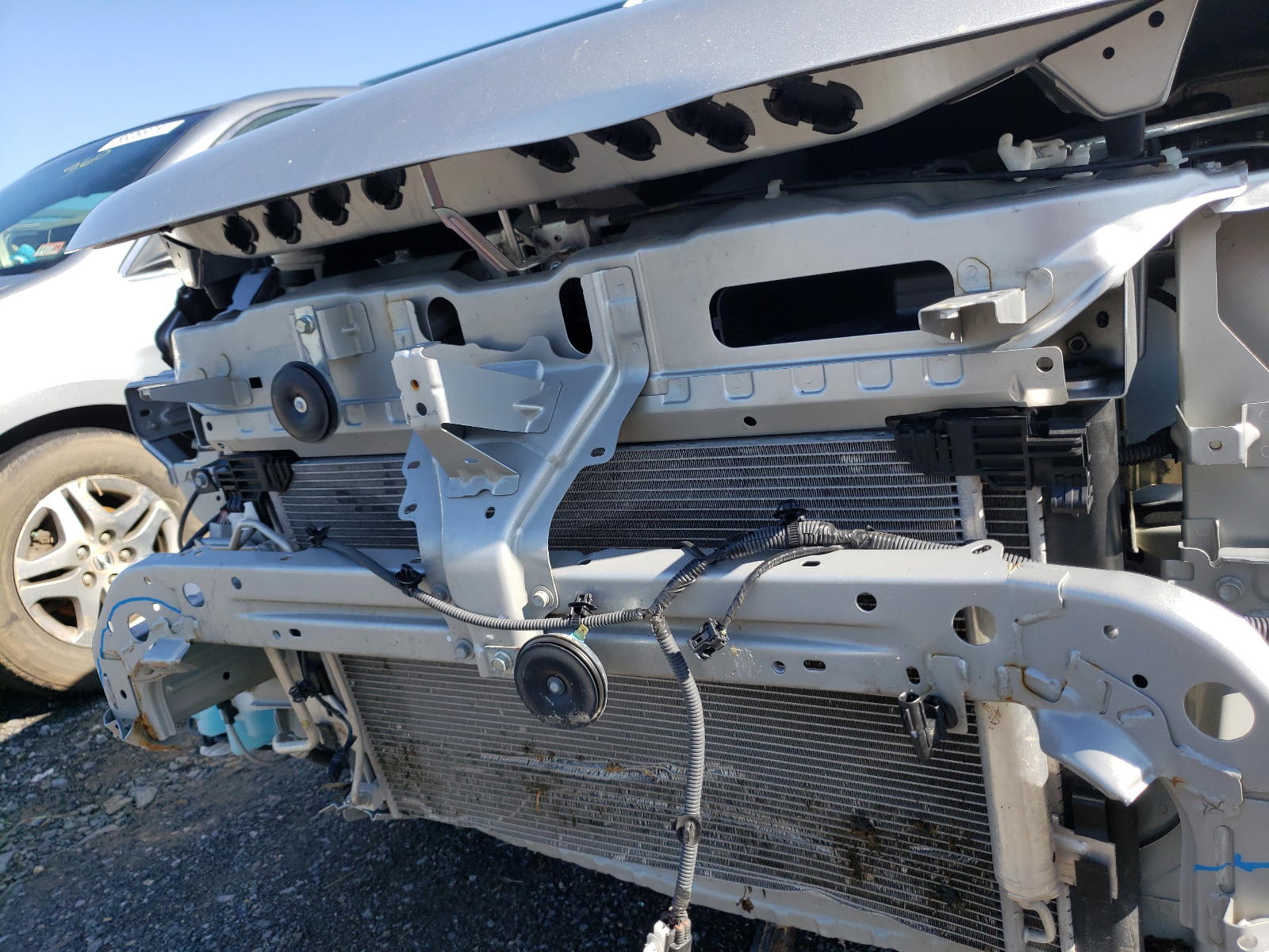 Photo 7 from auction – 2020 MITSUBISHI OUTLANDER with VIN JA4AR3AU5LU027733