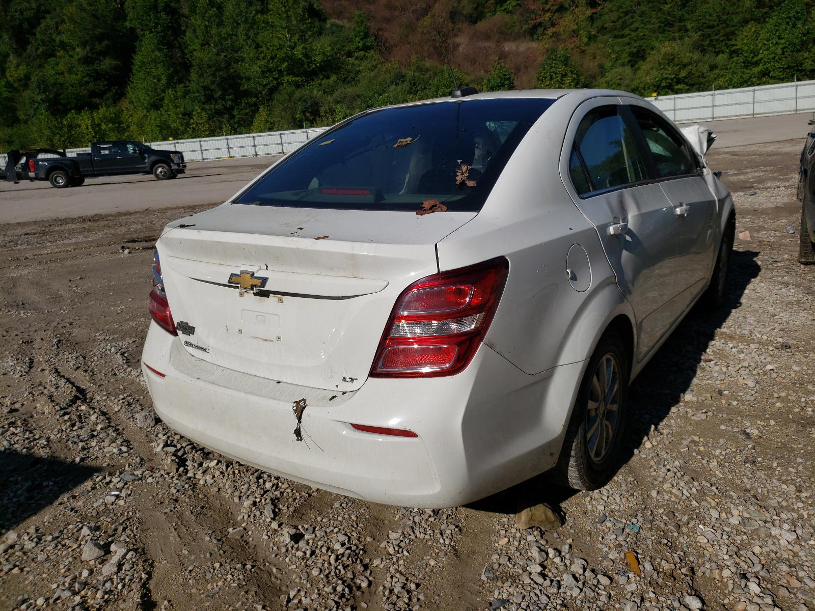 Photo 17 from auction – 2017 CHEVROLET SONIC LT with VIN 1G1JD5SH1H4101313