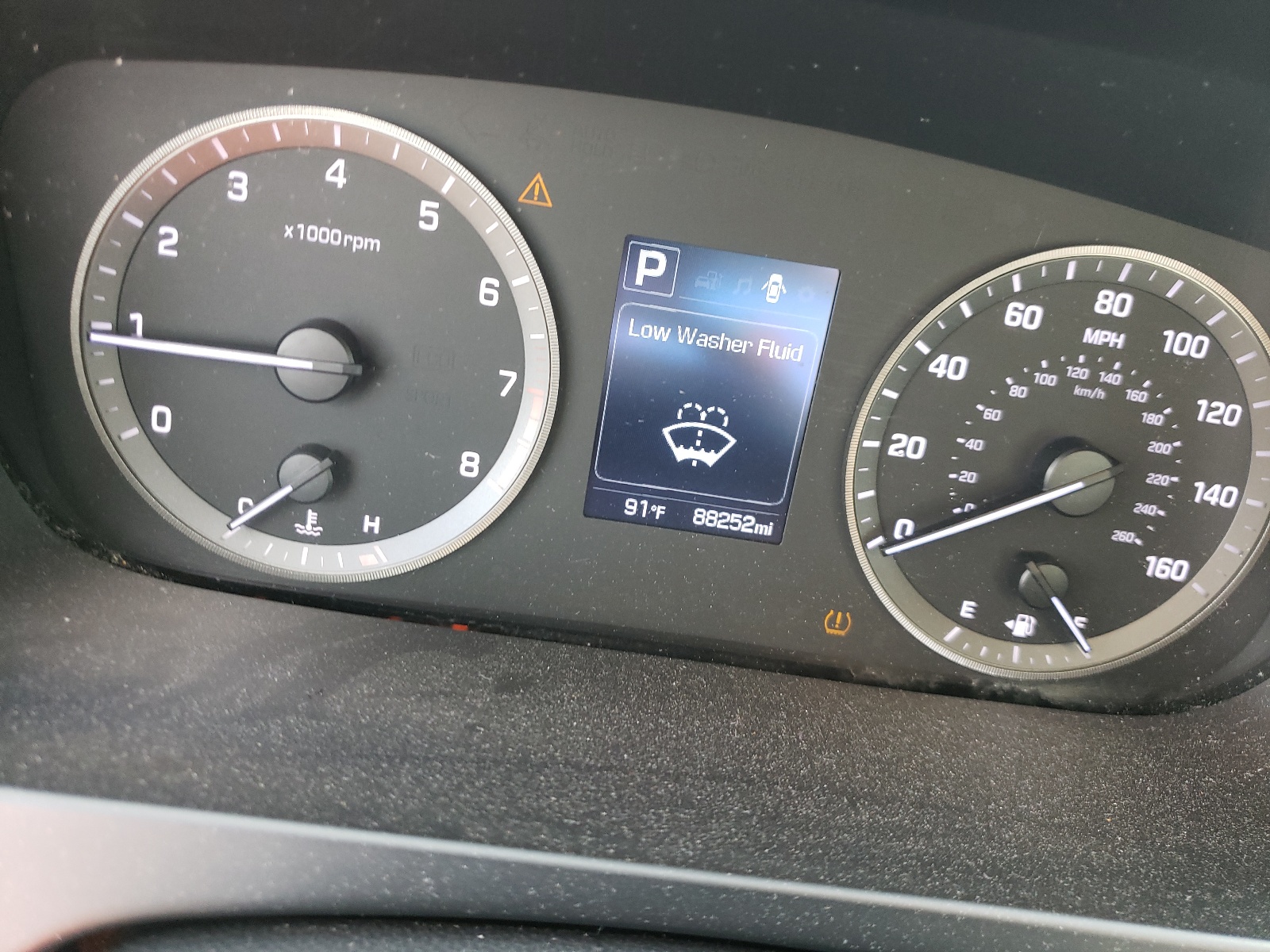 Photo 8 from auction – 2017 HYUNDAI SONATA SE with VIN 5NPE24AFXHH532302