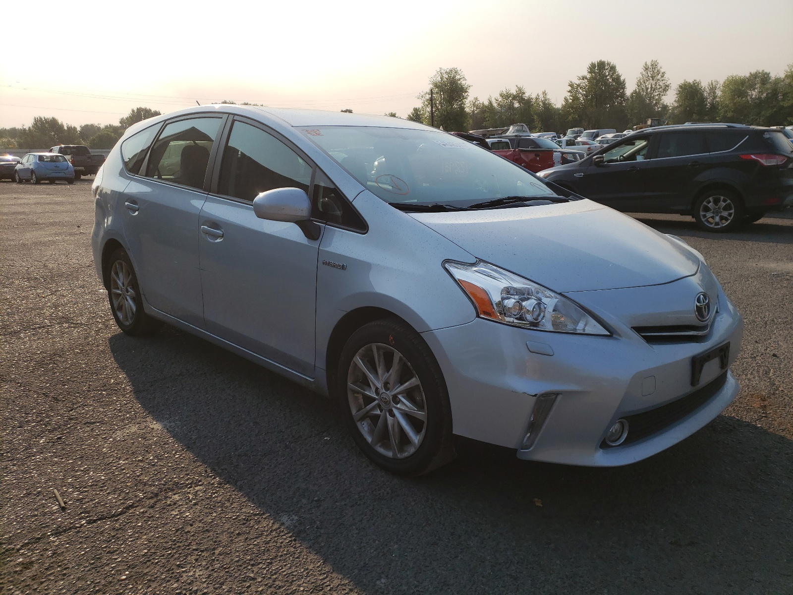 TOYOTA PRIUS V 2014 with VIN JTDZN3EU2E3363069 - Photo from auction