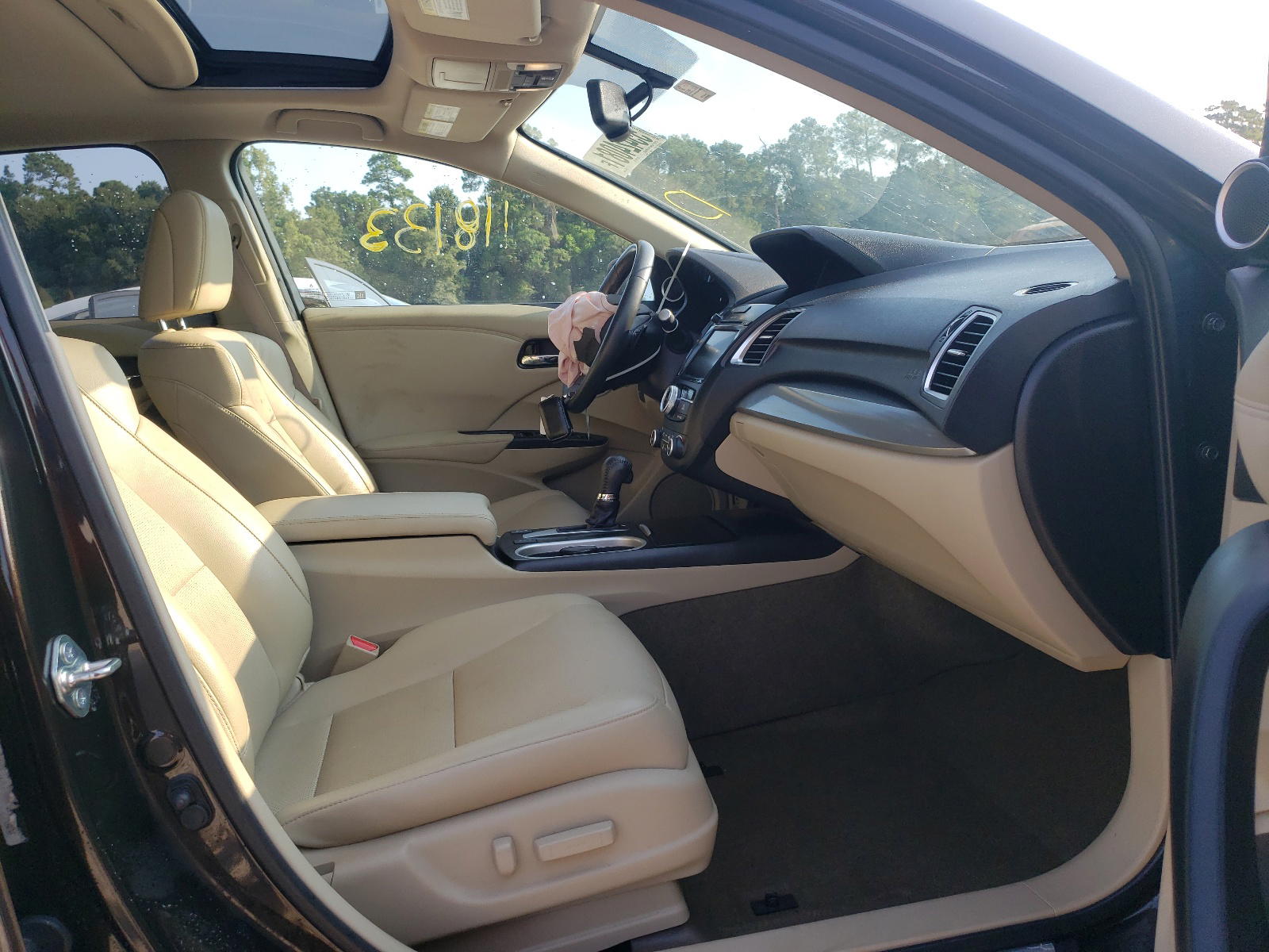 Photo 5 from auction – 2016 ACURA RDX TECHNO with VIN 5J8TB3H50GL015665