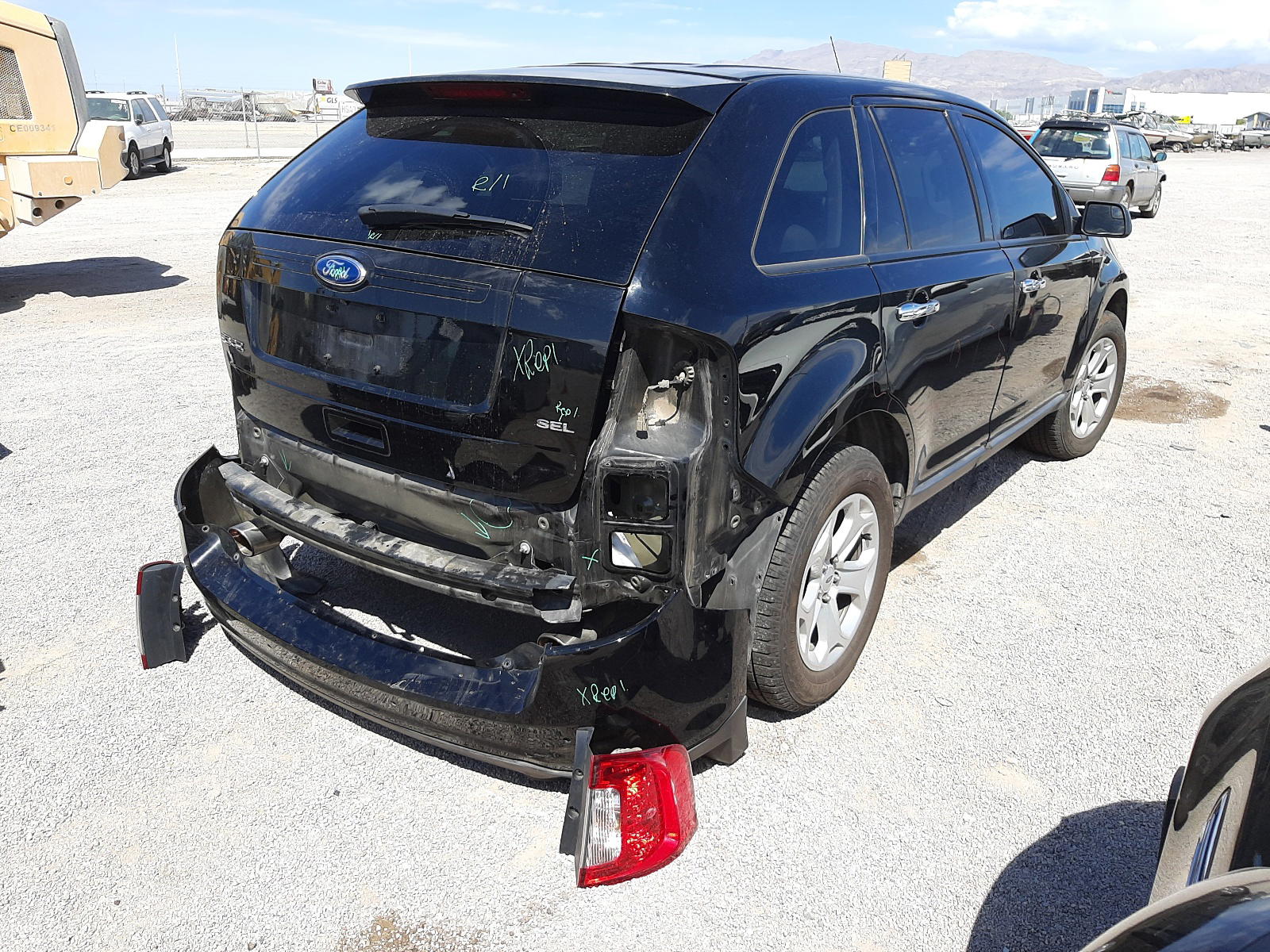 Photo 4 from auction – 2011 FORD EDGE SEL with VIN 2FMDK3JC2BBB49903