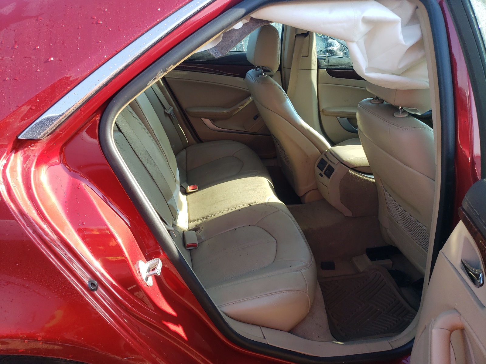 Photo 6 from auction – 2011 CADILLAC CTS LUXURY with VIN 1G6DH5EY2B0104629