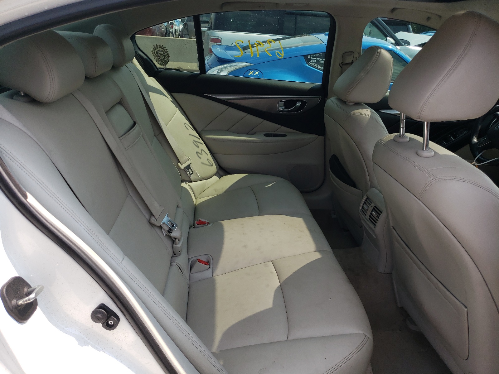 Photo 6 from auction – 2015 INFINITI Q50 BASE with VIN JN1BV7AR2FM420220