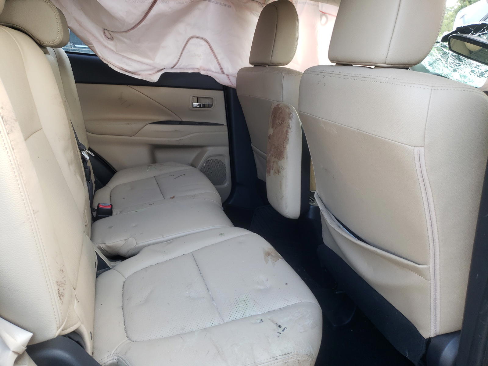 Photo 5 from auction – 2017 MITSUBISHI OUTLANDER with VIN JA4AD3A33HZ004872