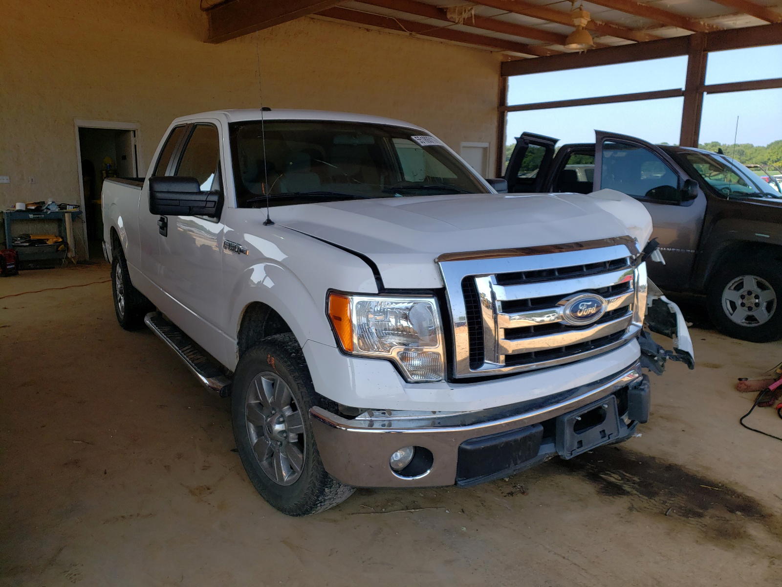 FORD F150 SUPER 2011 with VIN 1FTEX1CM6BFA49449 - Photo from auction