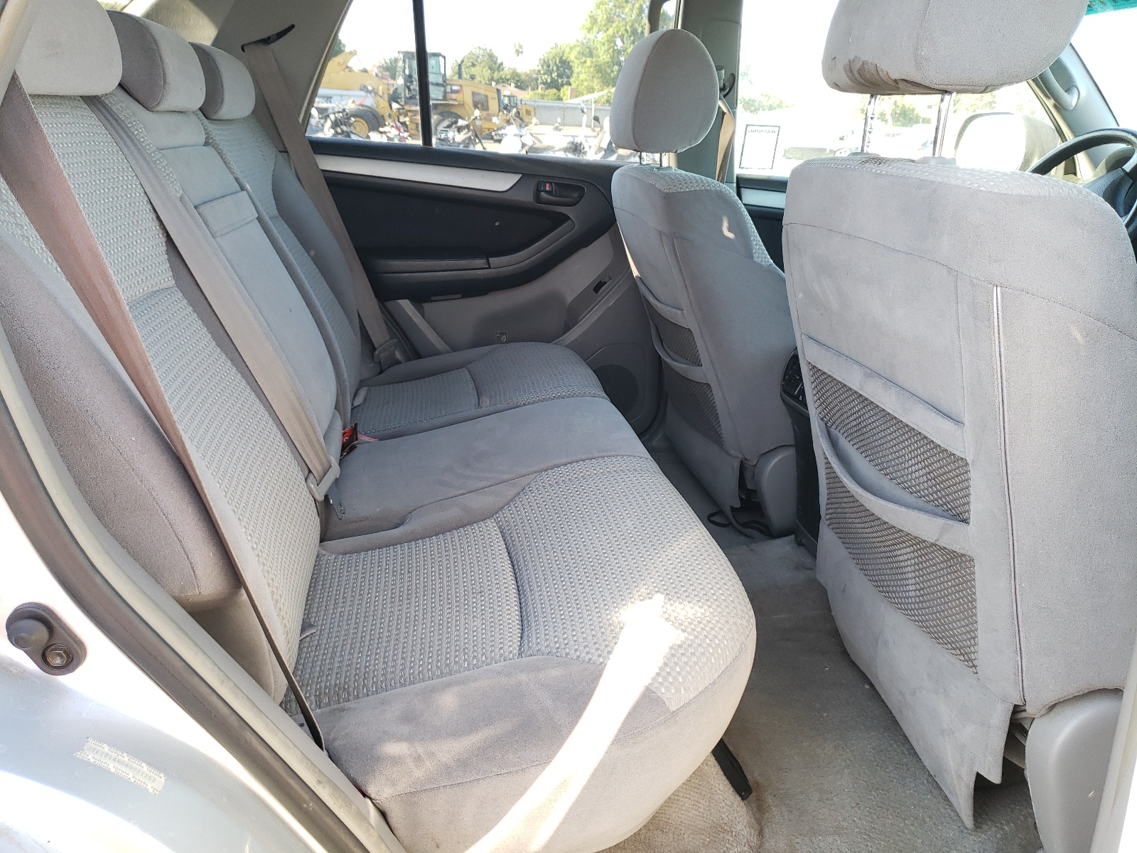 Zdjęcie 6 z aukcji – 2004 TOYOTA 4RUNNER SR z VIN JTEZU14R040021152