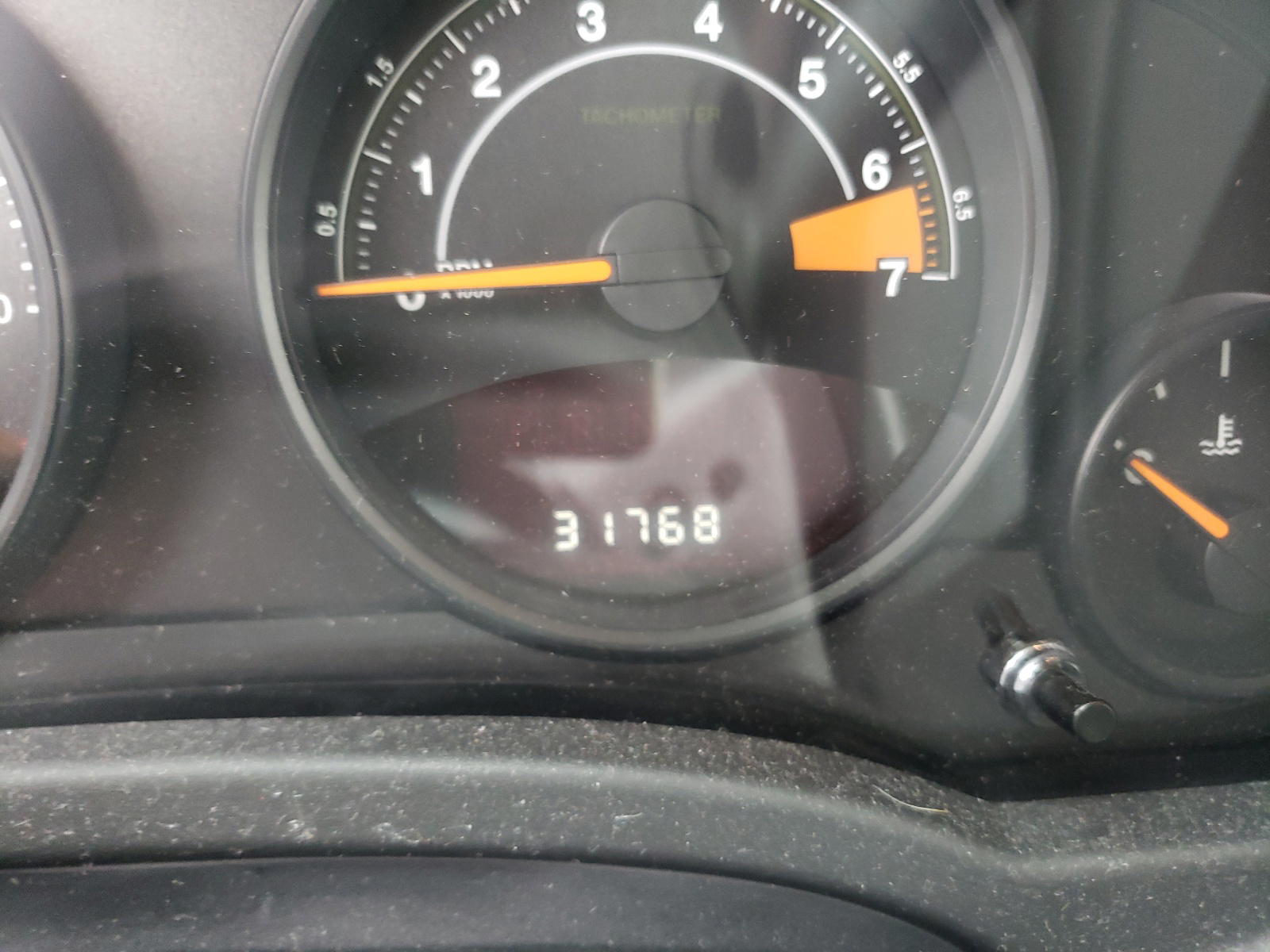 Photo 8 from auction – 2015 JEEP COMPASS SP with VIN 1C4NJCBA4FD401403