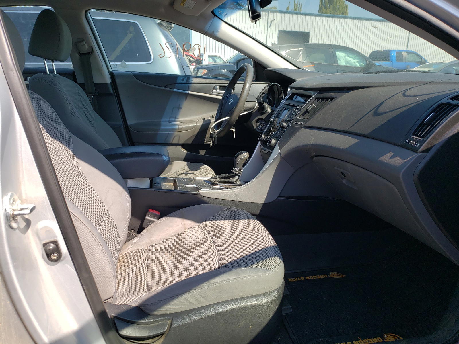Photo 5 from auction – 2012 HYUNDAI SONATA GLS with VIN 5NPEB4AC5CH310023