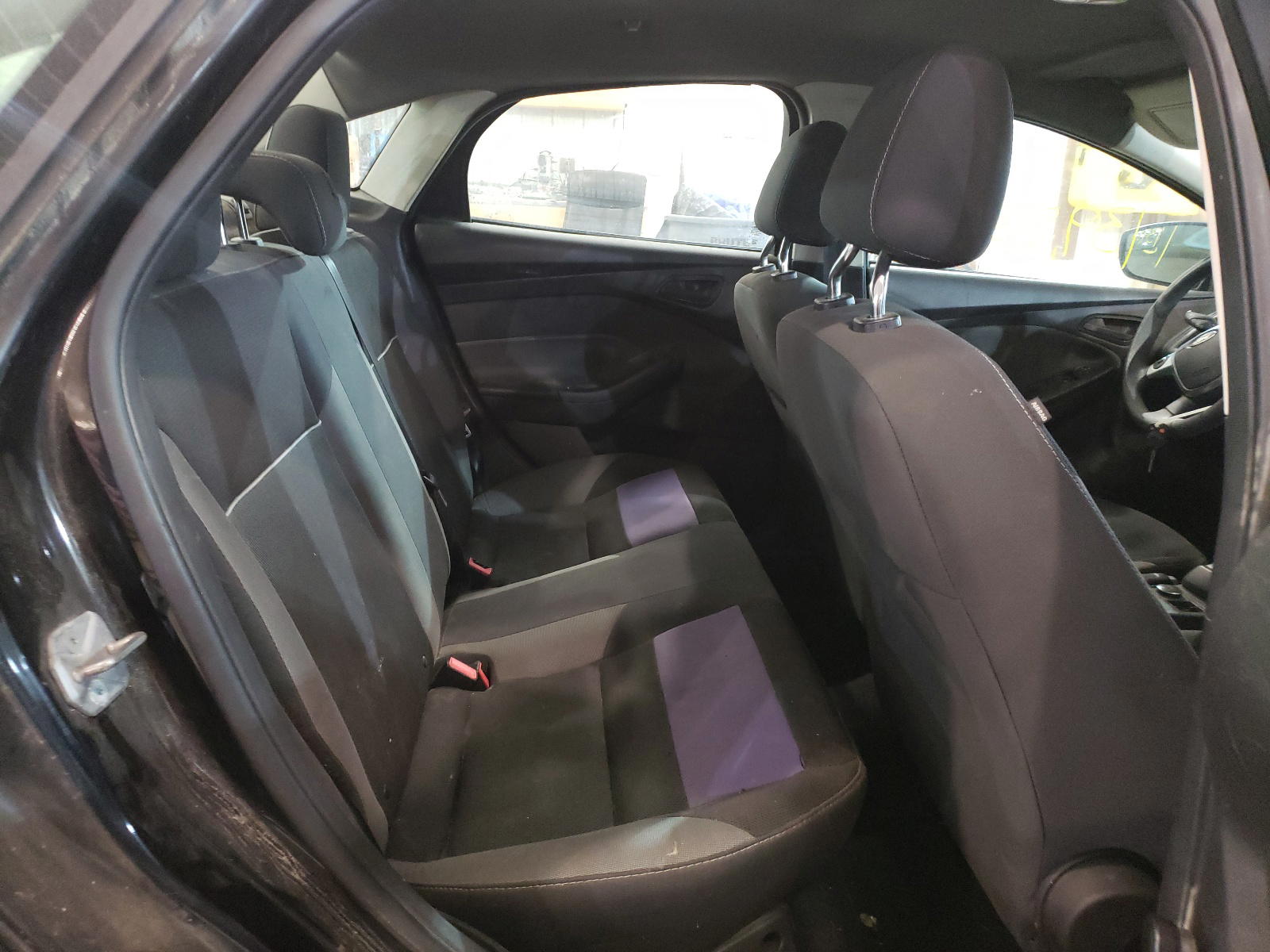 Photo 6 from auction – 2014 FORD FOCUS S with VIN 1FADP3E28EL105082