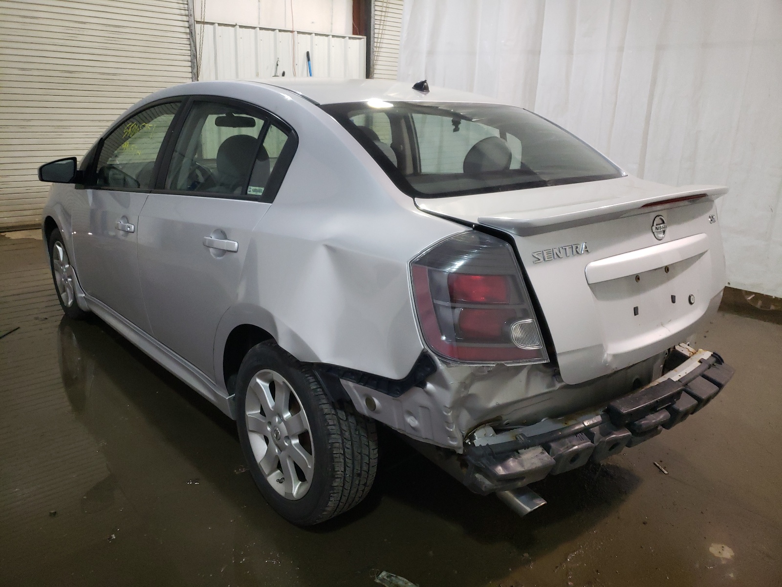 Фото 3 с аукциона – 2011 NISSAN SENTRA 2.0 с VIN 3N1AB6AP1BL710093
