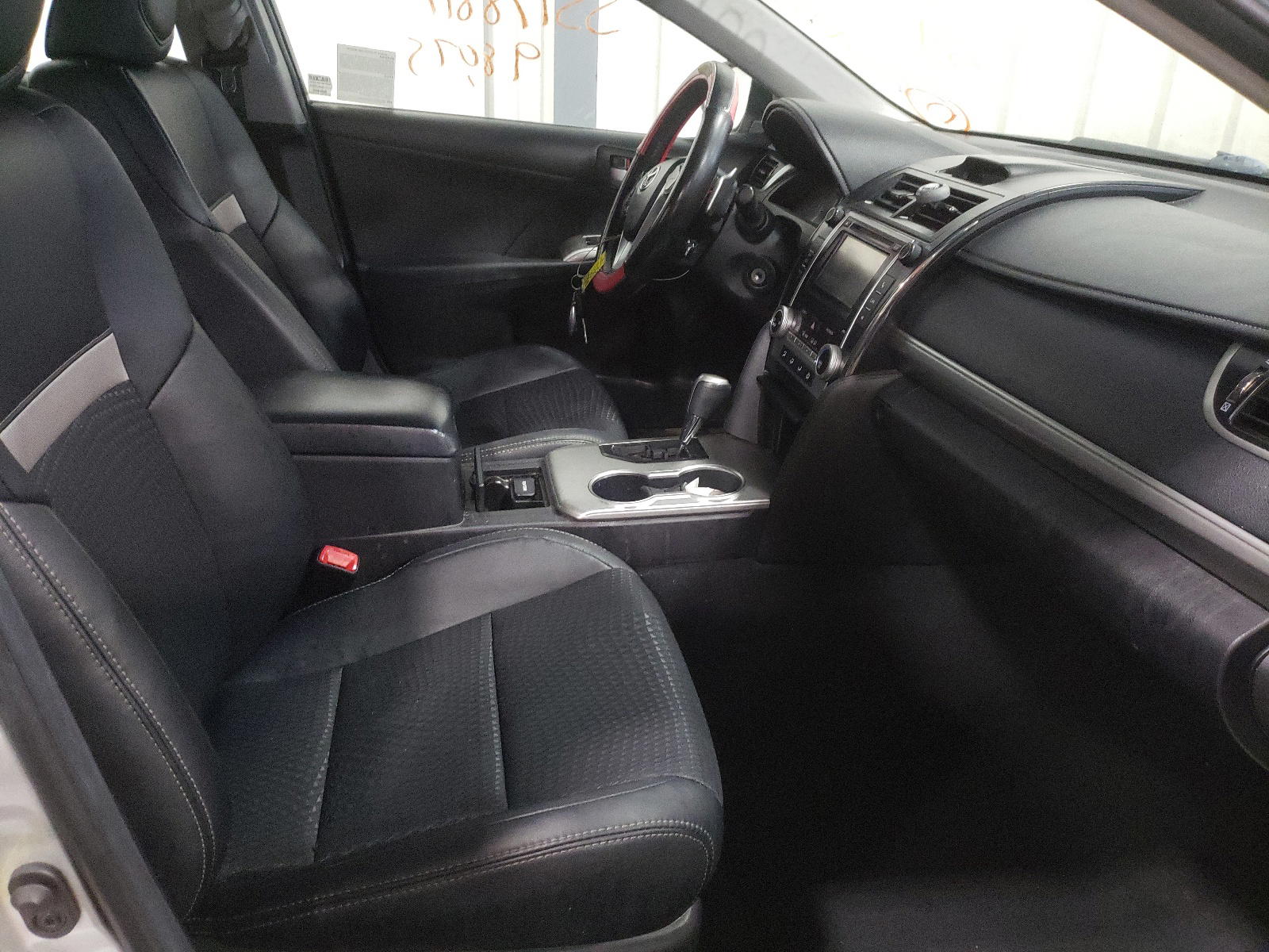Photo 5 from auction – 2012 TOYOTA CAMRY BASE with VIN 4T1BF1FK2CU085065