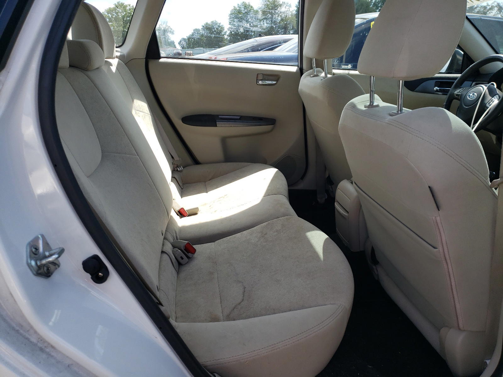 Photo 6 from auction – 2011 SUBARU IMPREZA 2. with VIN JF1GH6B64BH820801