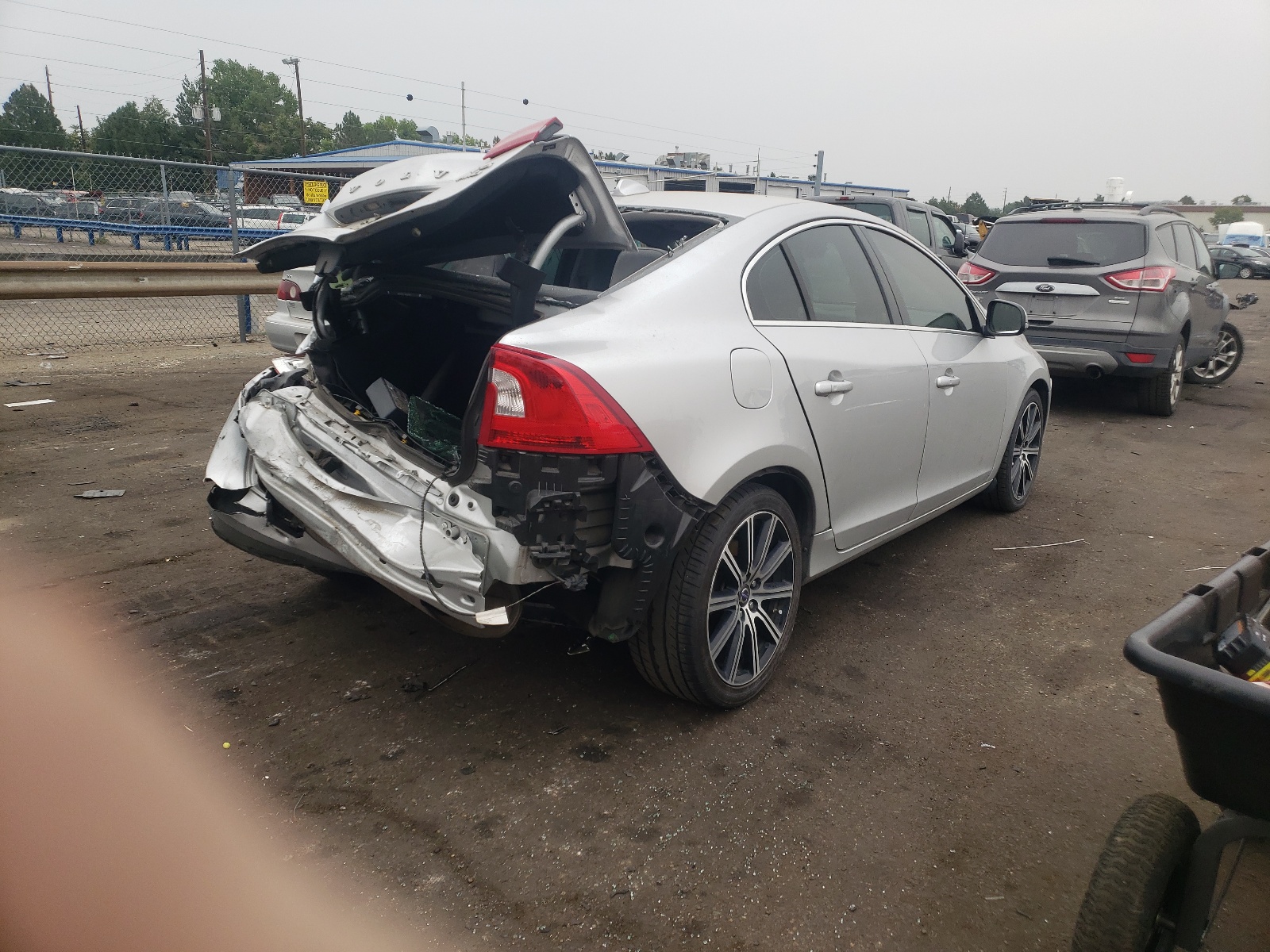Photo 4 from auction – 2014 VOLVO S60 T6 with VIN YV1902FH7E2284040