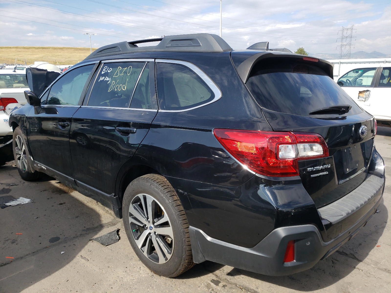 Photo 3 from auction – 2018 SUBARU OUTBACK 2. with VIN 4S4BSANC2J3245468