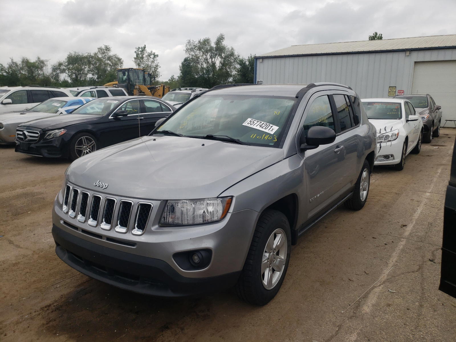 Photo 2 from auction – 2015 JEEP COMPASS SP with VIN 1C4NJCBA4FD401403