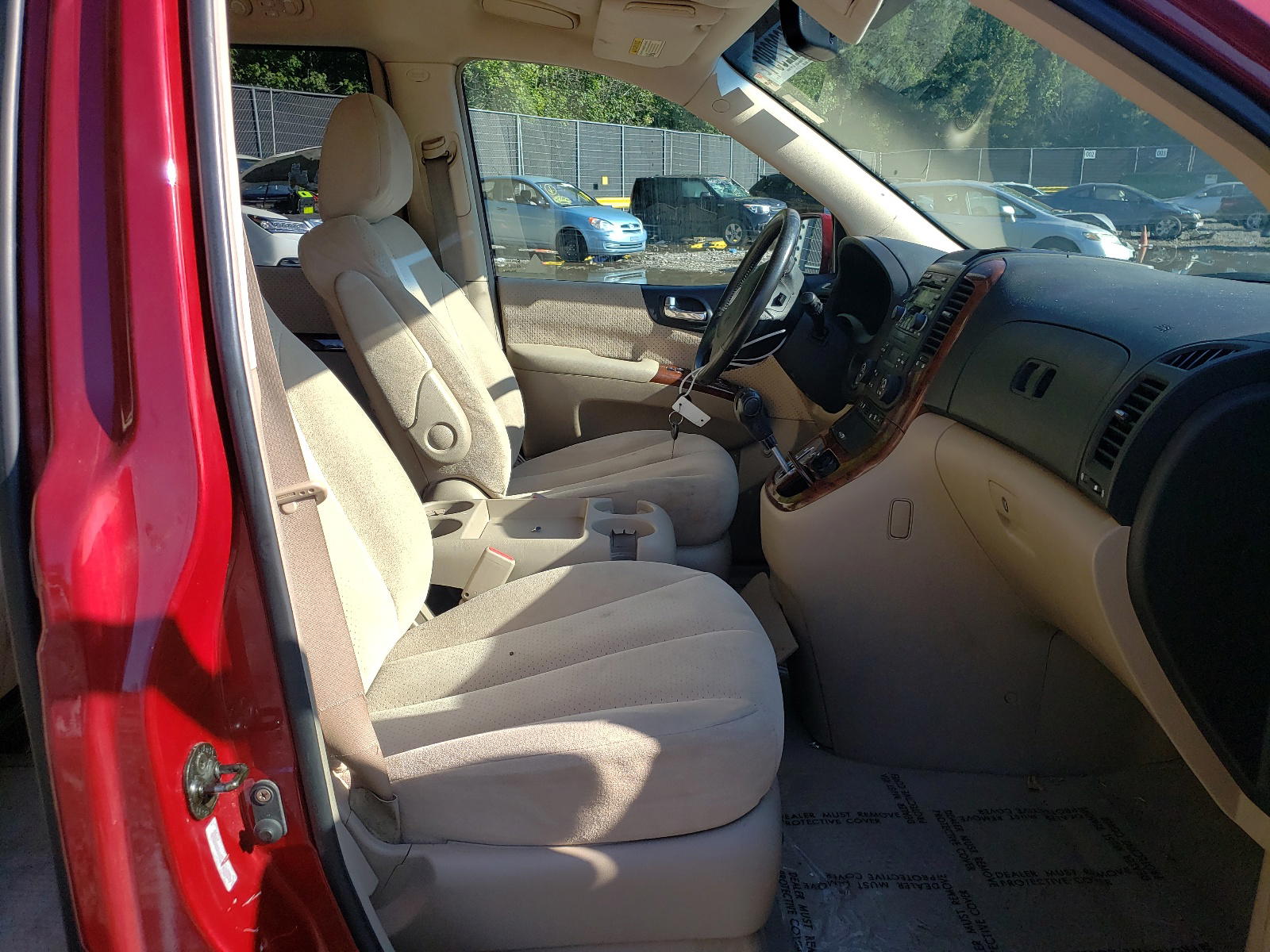 Photo 5 from auction – 2007 HYUNDAI ENTOURAGE with VIN KNDMC233176027371