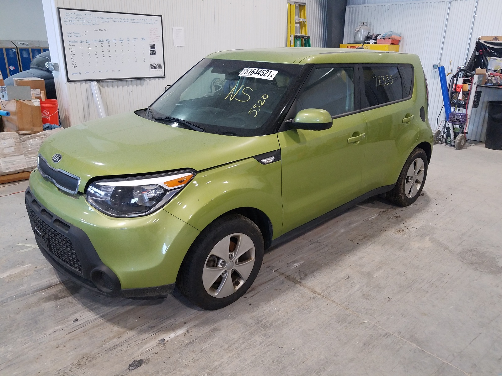 Foto 2 de la subasta – 2014 KIA SOUL con VIN KNDJN2A26E7735520