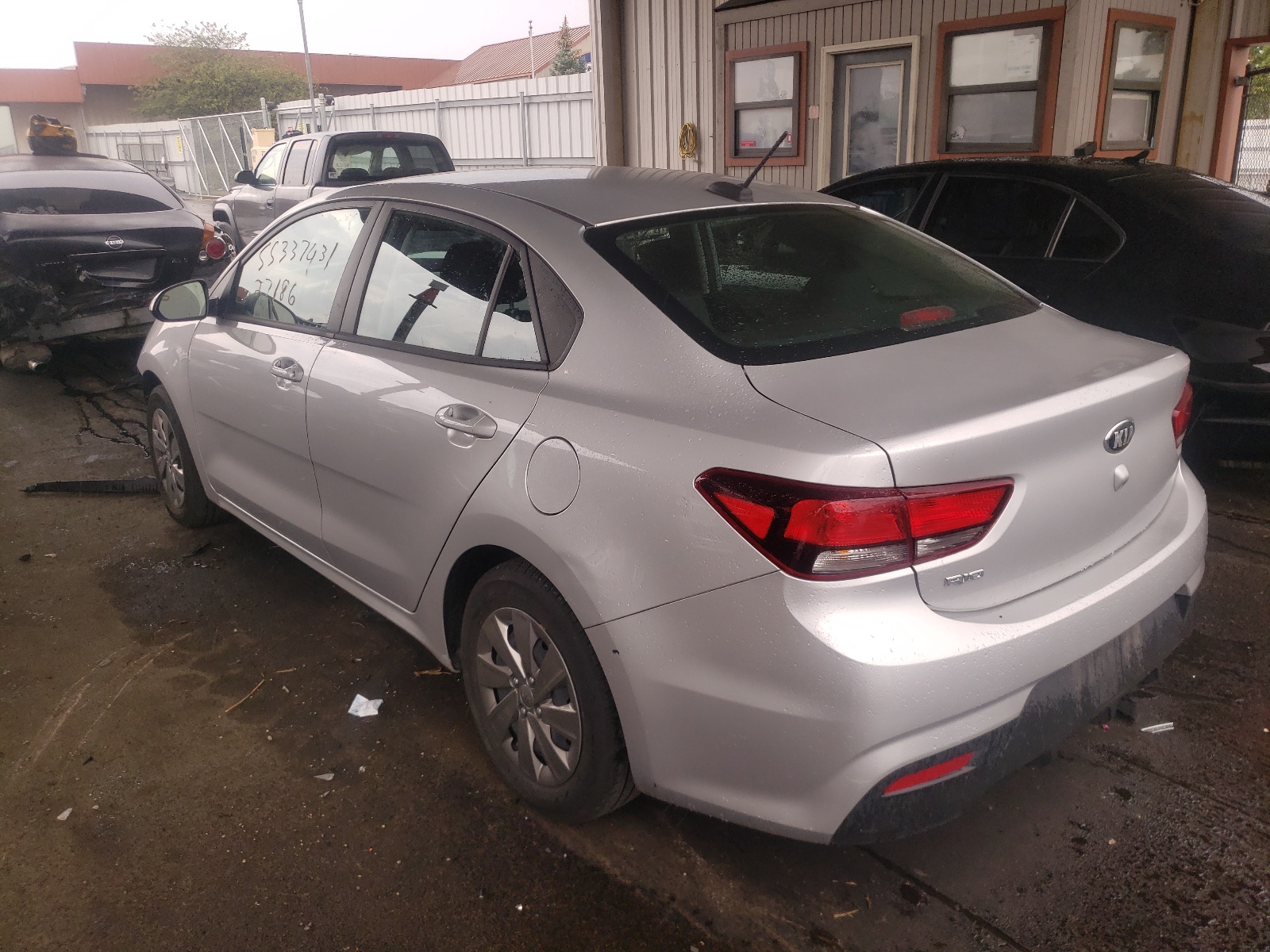Photo 3 from auction – 2019 KIA RIO S with VIN 3KPA24AB5KE218905