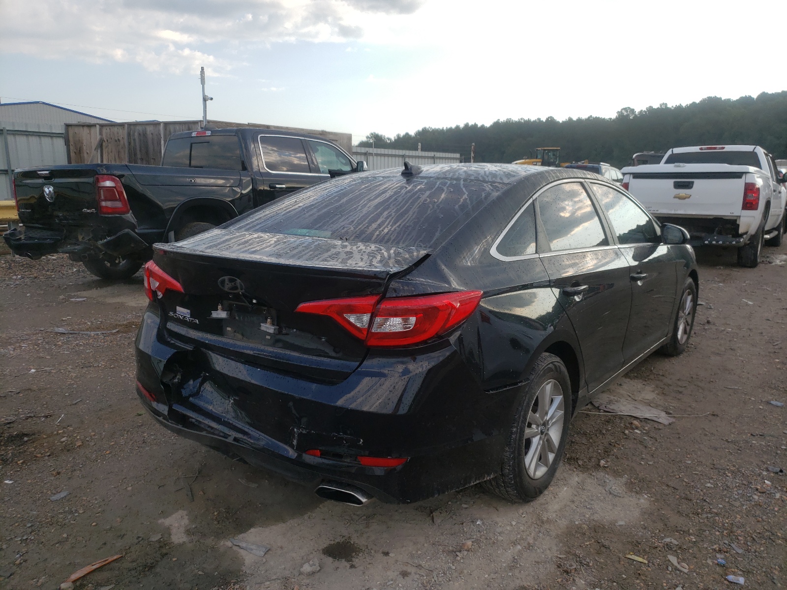 Photo 4 from auction – 2016 HYUNDAI SONATA SE with VIN 5NPE24AFXGH436054