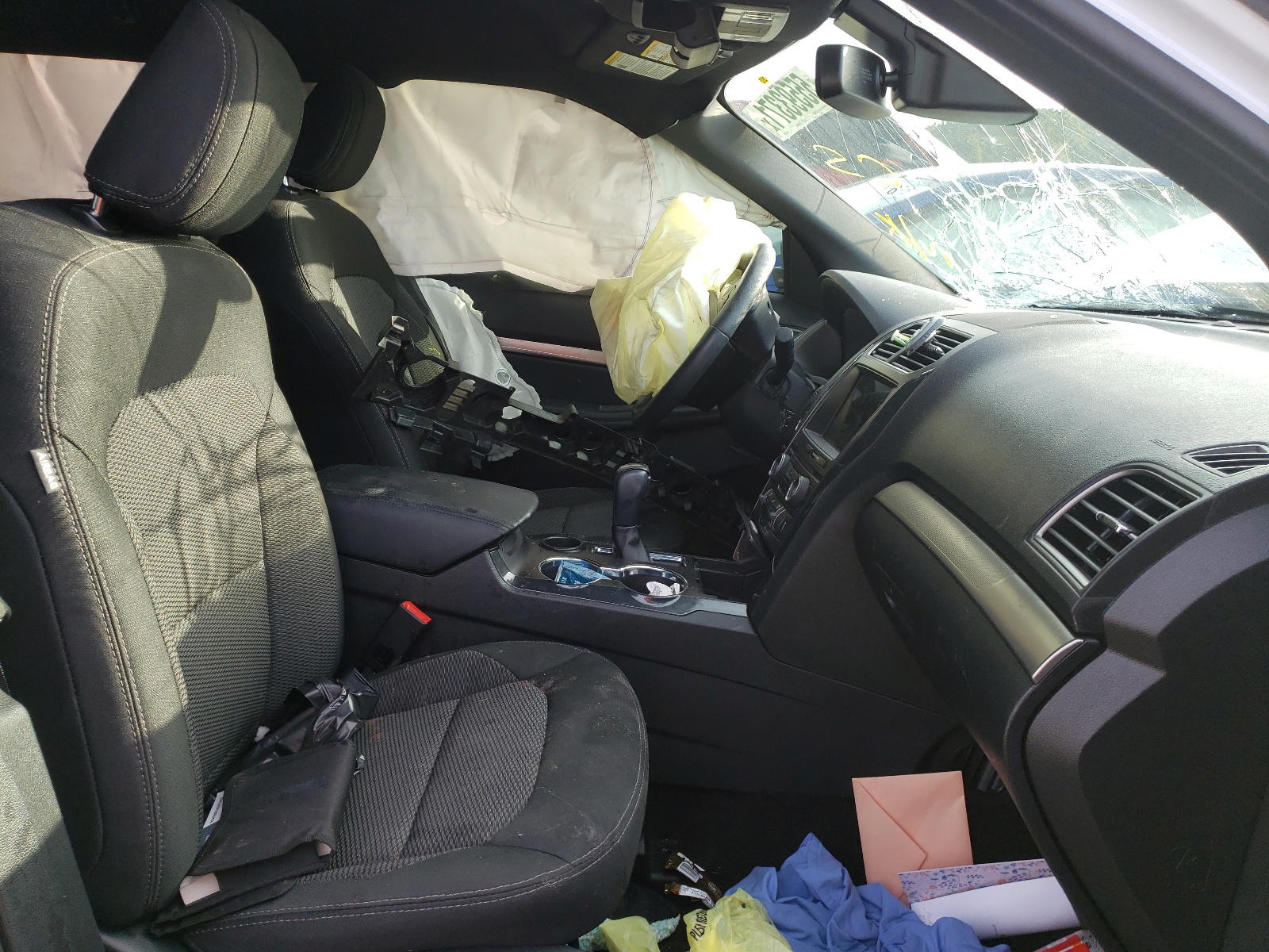 Photo 5 from auction – 2018 FORD EXPLORER X with VIN 1FM5K7DH2JGB62693