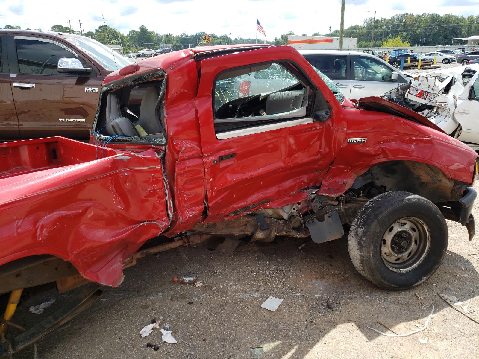 Photo 9 from auction – 2001 MAZDA B2500 with VIN 4F4YR12C61TM05809