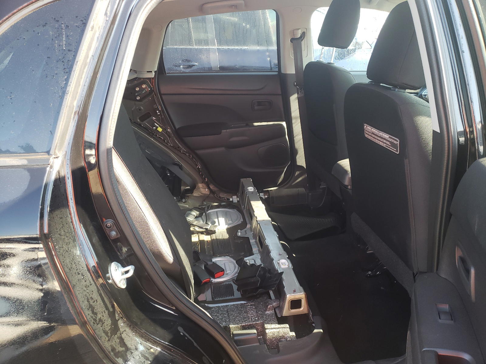 Photo 6 from auction – 2013 MITSUBISHI OUTLANDER with VIN 4A4AP3AU2DE004734