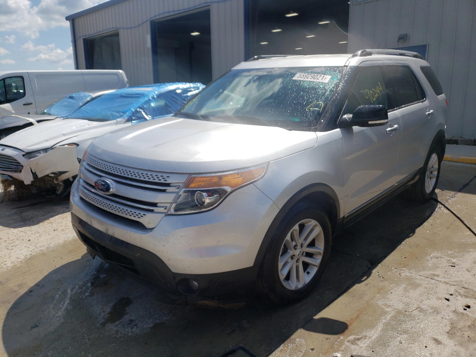 Photo 2 from auction – 2014 FORD EXPLORER X with VIN 1FM5K7D82EGB08980