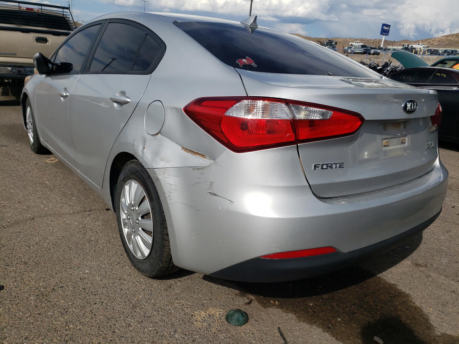 Photo 3 from auction – 2015 KIA FORTE LX with VIN KNAFX4A60F5426229